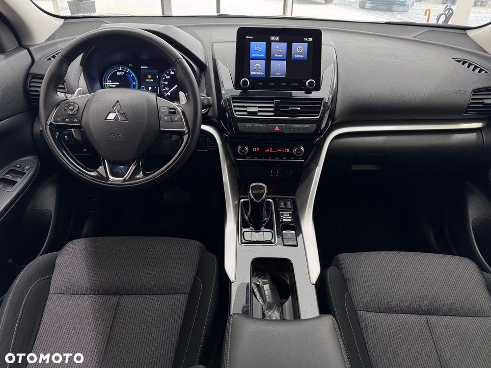 Mitsubishi Eclipse Cross - 14