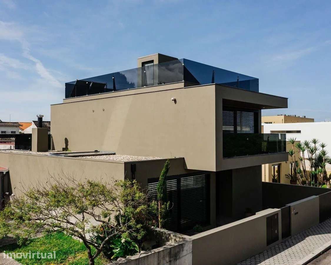 Moradia T3+1 junto à praia - Grande imagem: 4/24