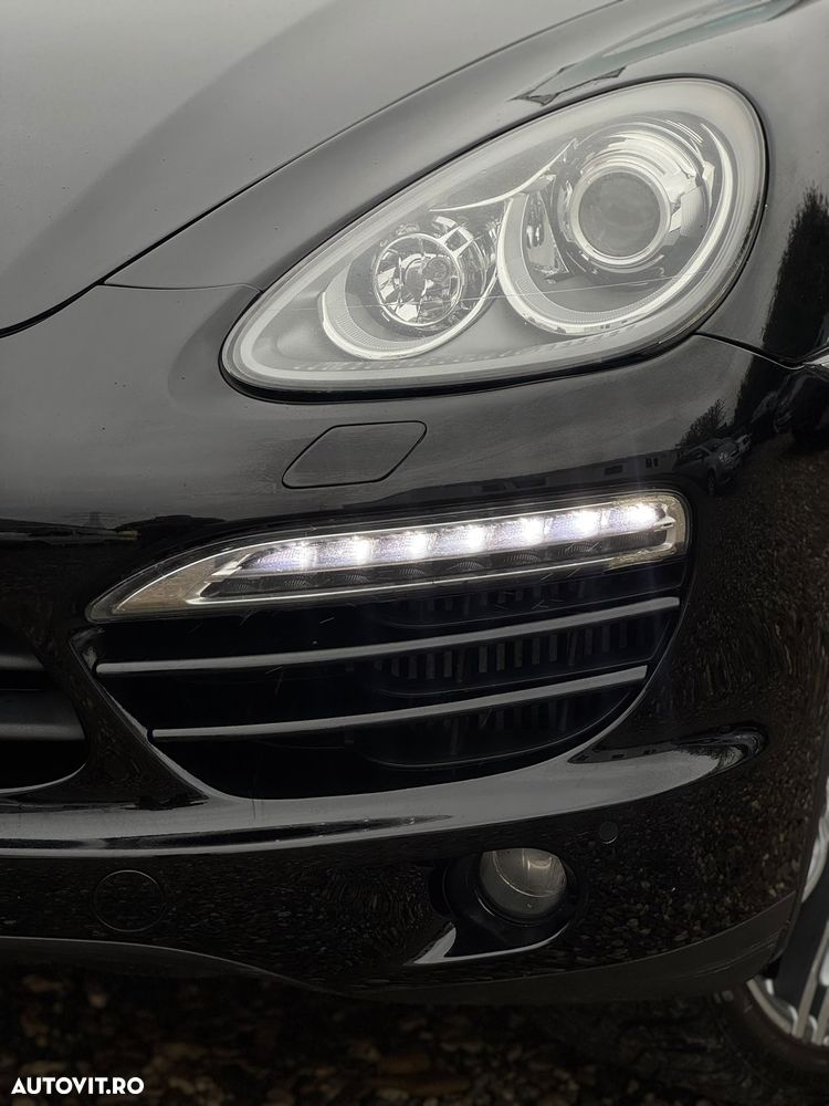 Porsche Cayenne - 14