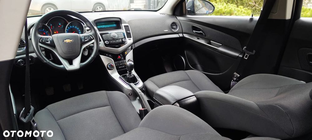 Chevrolet Cruze 1.8 LT - 20