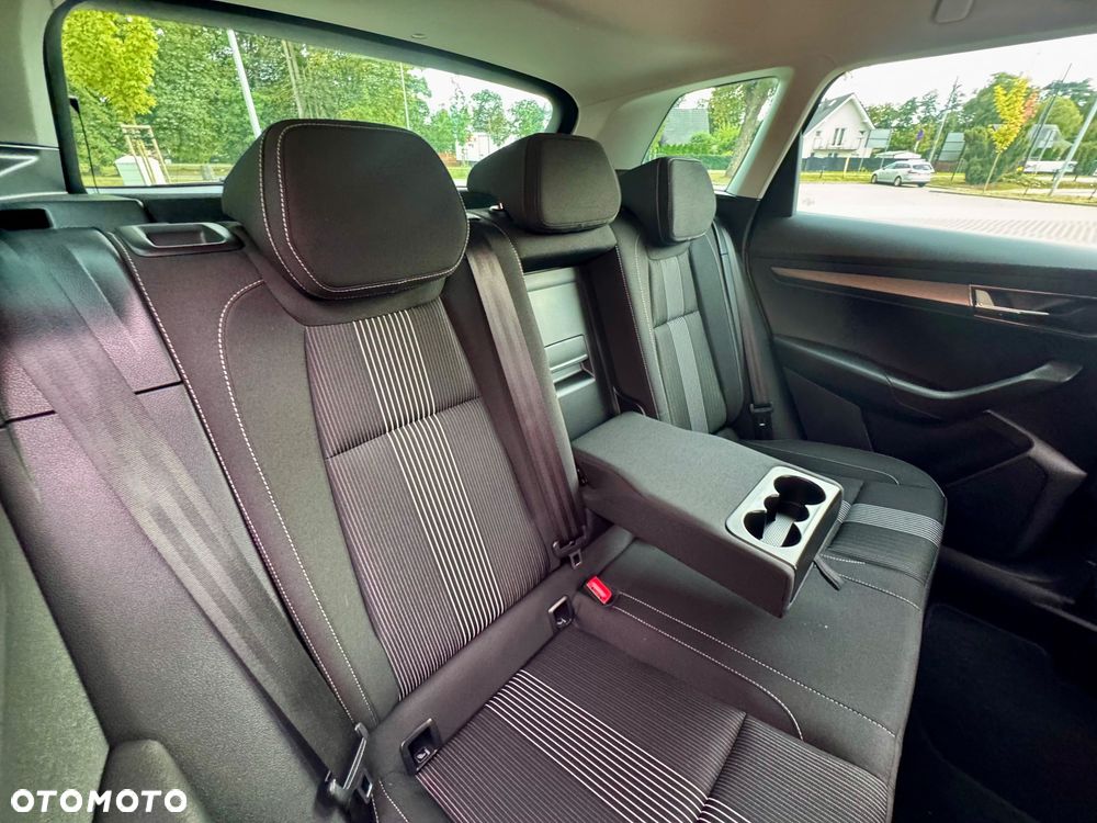 Skoda Karoq 1.5 TSI DSG Ambition - 38