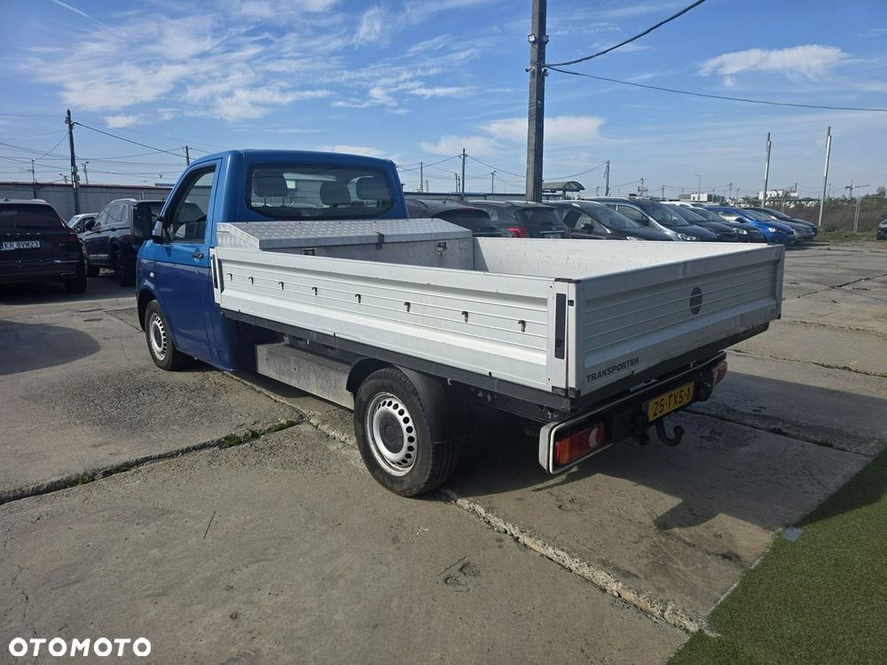 Volkswagen Transporter - 8
