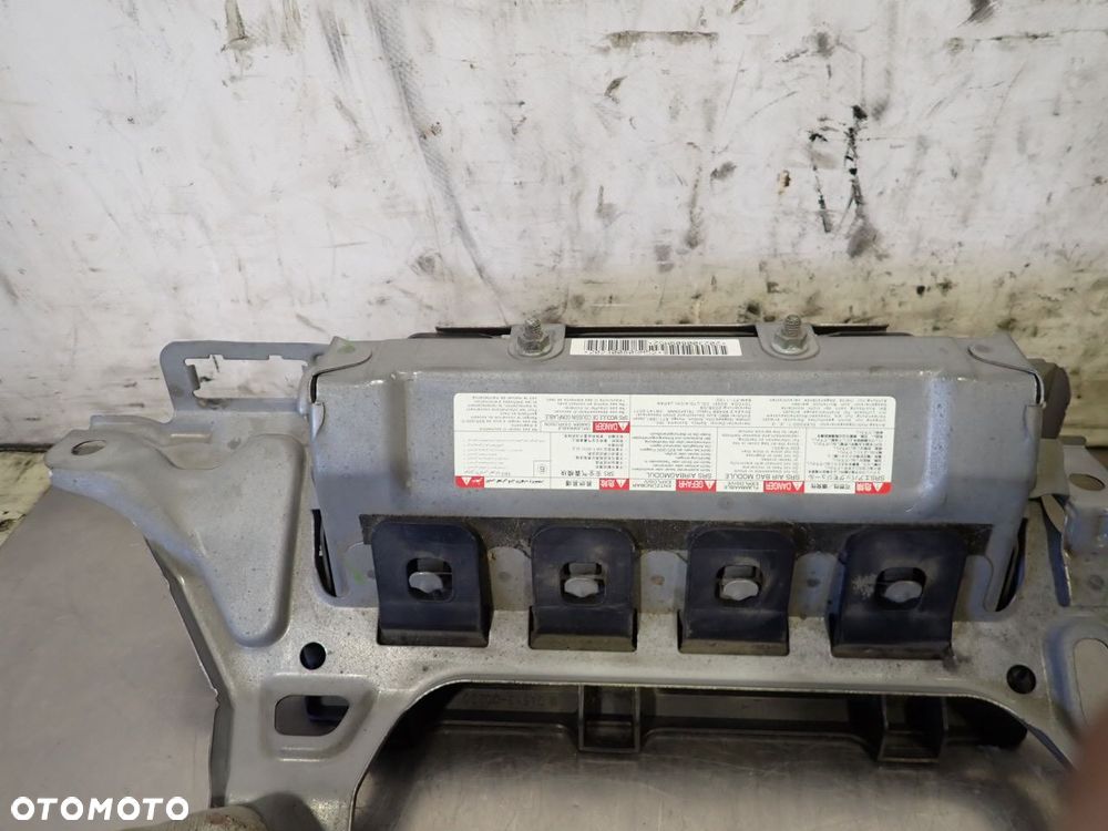 PODUSZKA KOLANOWA MITSUBISHI LANCER VIII GA513-00230 - 4