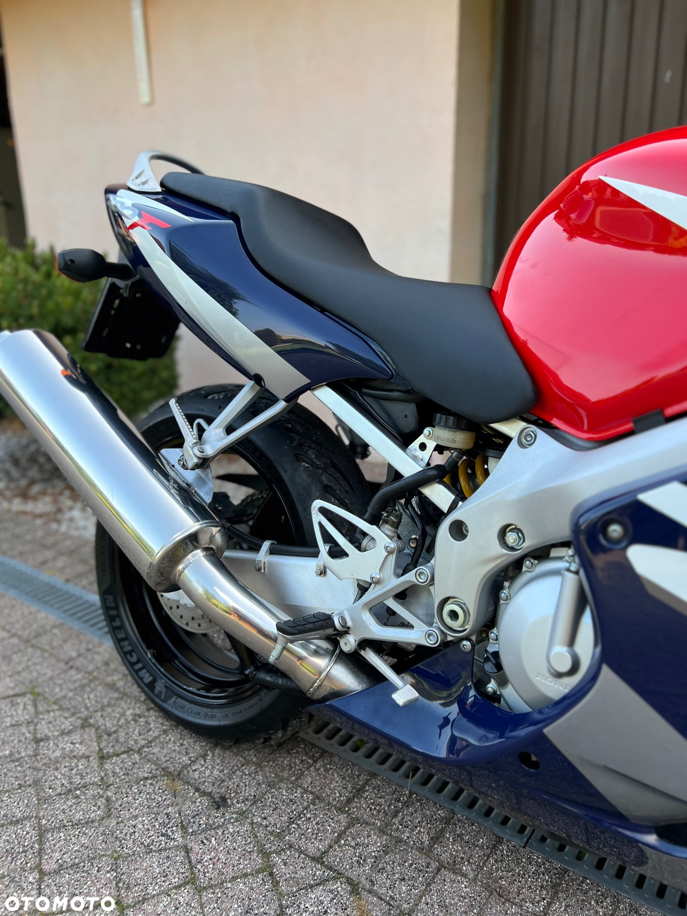 Honda CBR - 12