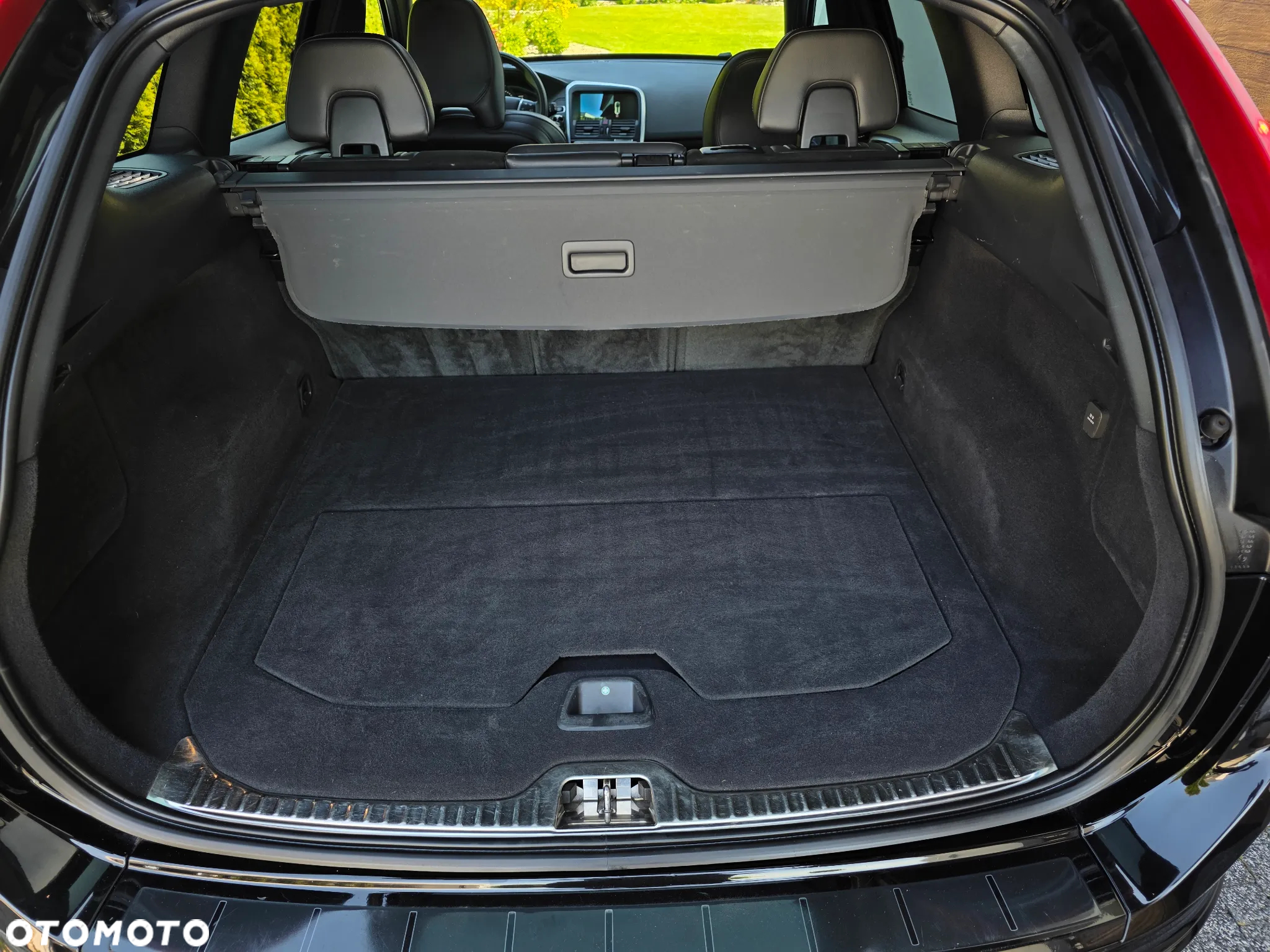Volvo XC 60 D4 Geartronic RDesign - 26