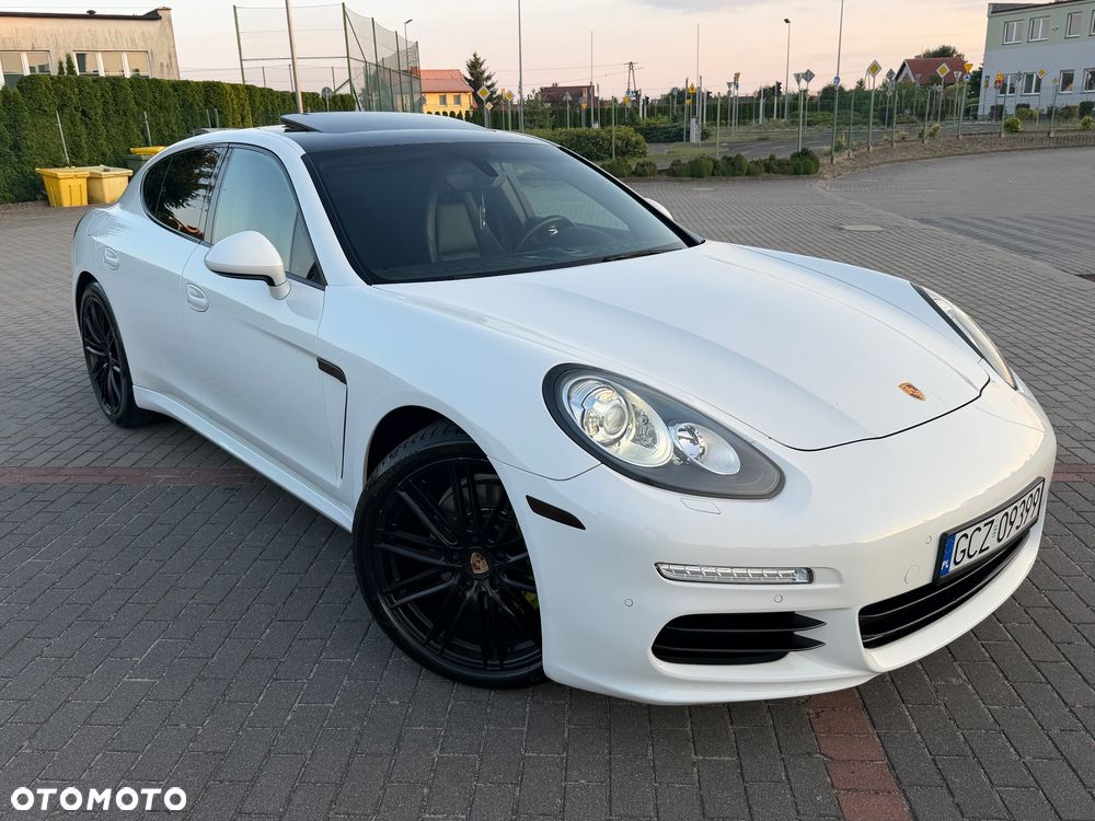 Porsche Panamera 4 Edition - 26