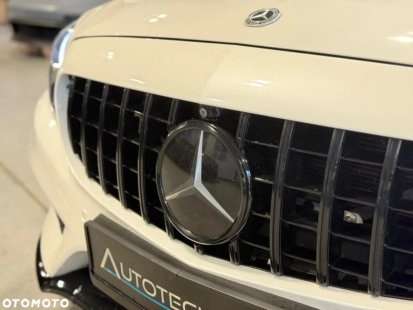 Mercedes-Benz Klasa C AMG 43 4Matic 9G-TRONIC - 27