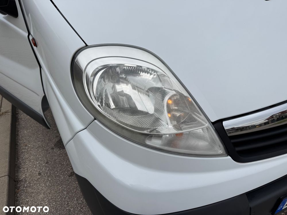 Opel Vivaro - 36