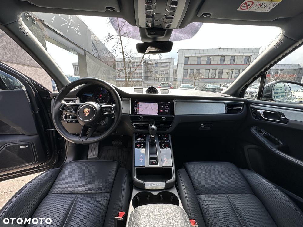 Porsche Macan Standard - 11