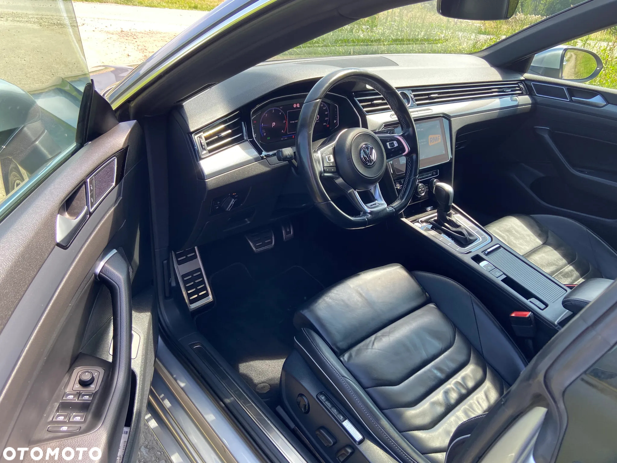 Volkswagen Arteon 2.0 TDI SCR R-Line DSG - 13