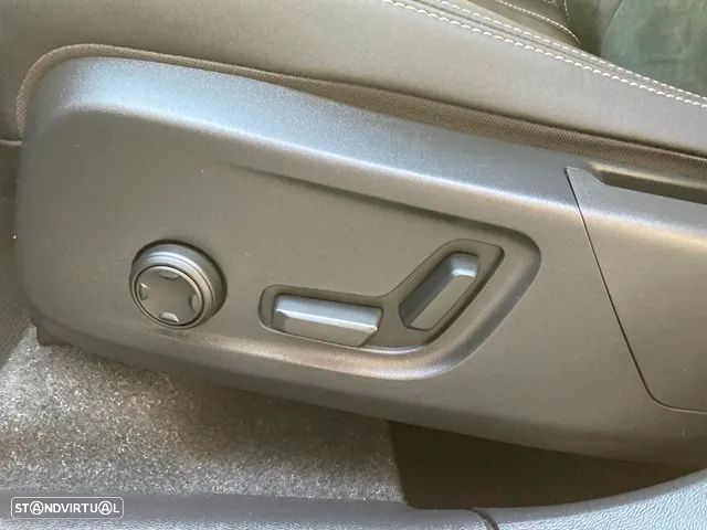 Volvo XC 40 1.5 T5 PHEV R-Design Expression - 38