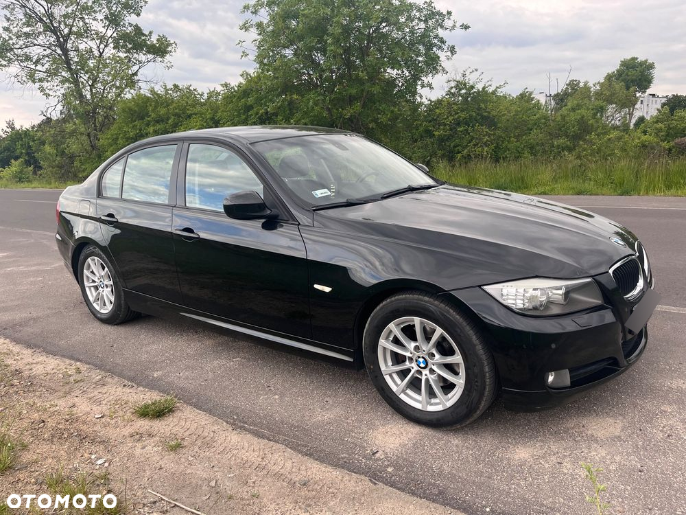 BMW Seria 3 318d - 27
