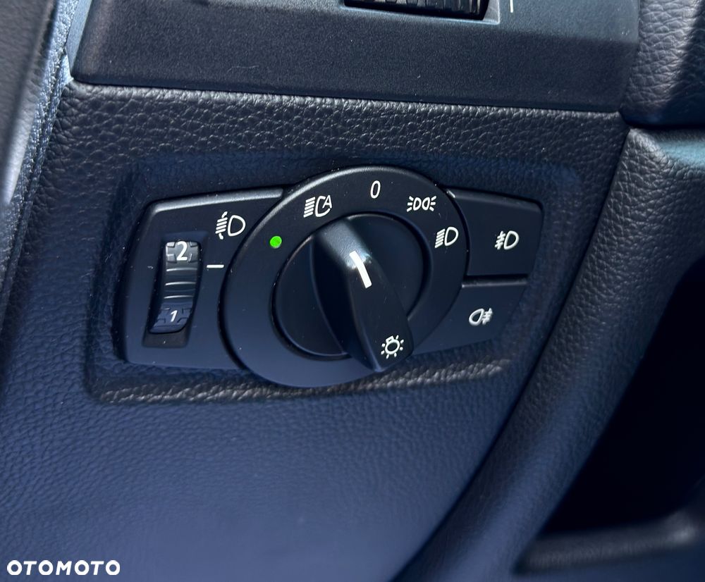 BMW Seria 1 120d DPF - 15