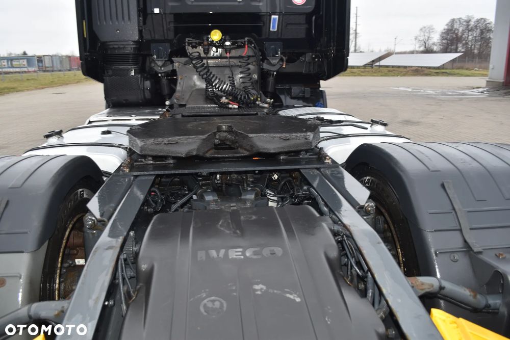 Iveco Stralis 460 - 15