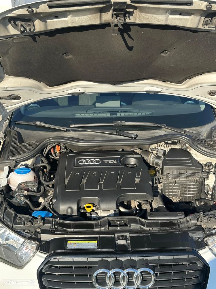 Audi A1 1.6 TDI Sport Edition S-line - 8