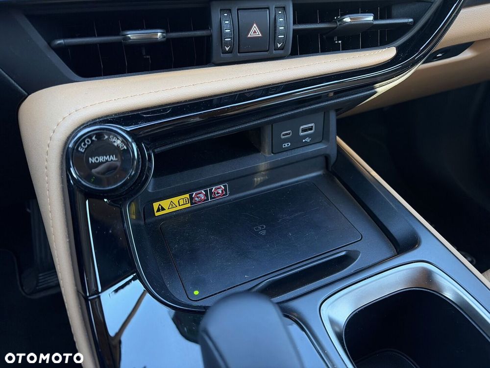 Lexus NX 350h Prestige 2WD - 22