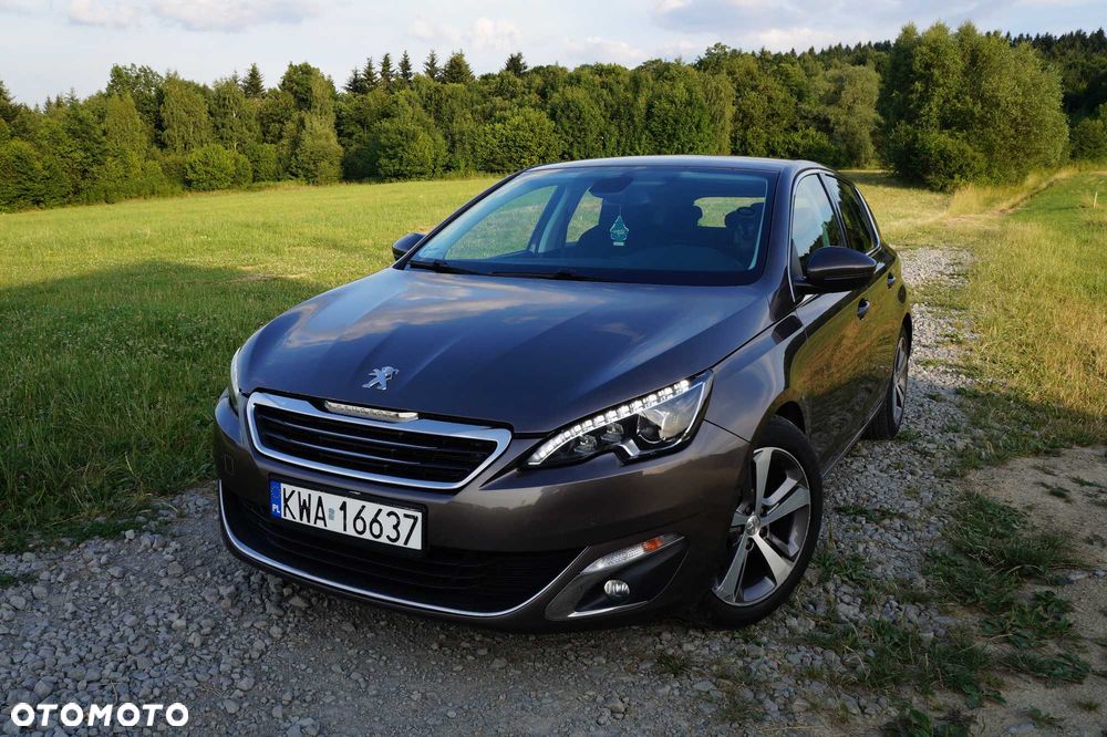Peugeot 308 - 1