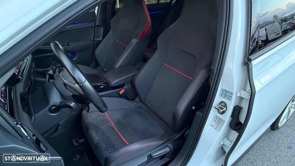 VW Golf 2.0 TSI GTI Clubsport DSG - 25