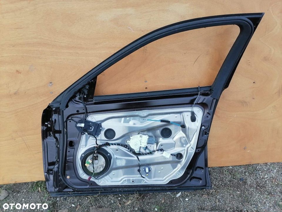 MERCEDES e 212 drzwi przednie zamek podnośnik uszczelka szyba - 2