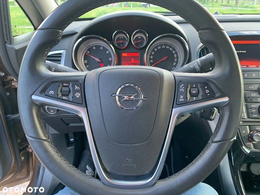 Opel Astra 1.6 CDTI Executive - 7