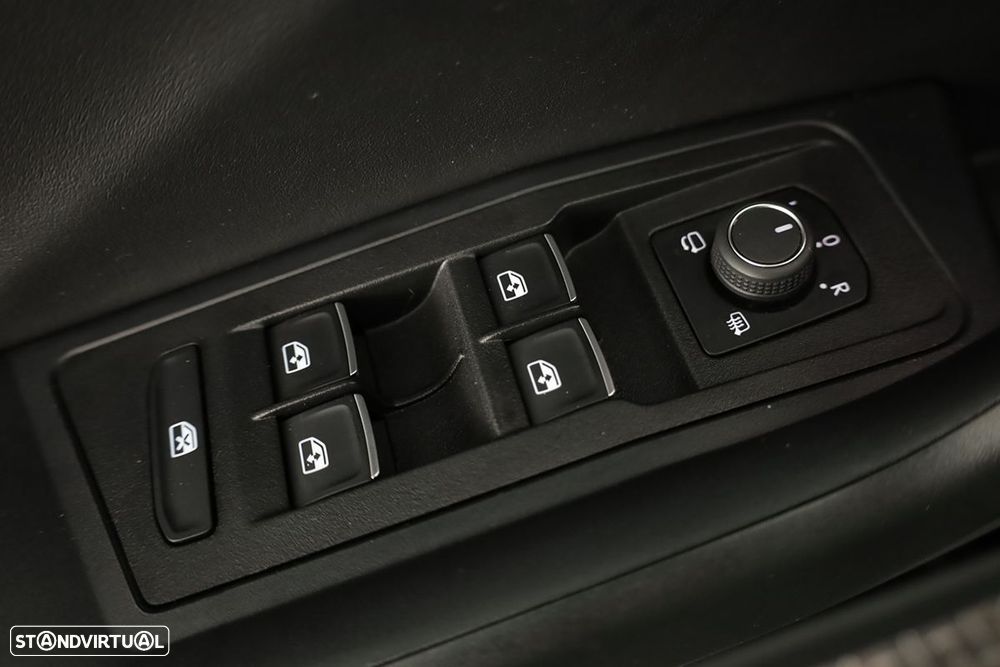 VW T-Roc 1.0 TSI - 19