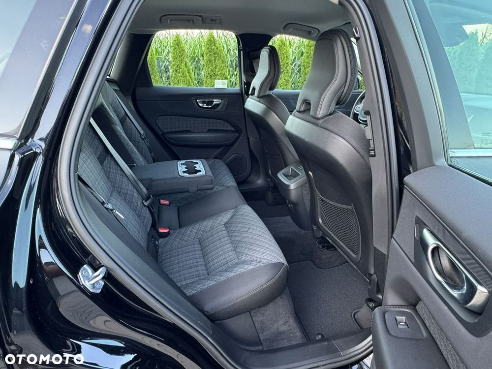 Volvo XC 60 - 38