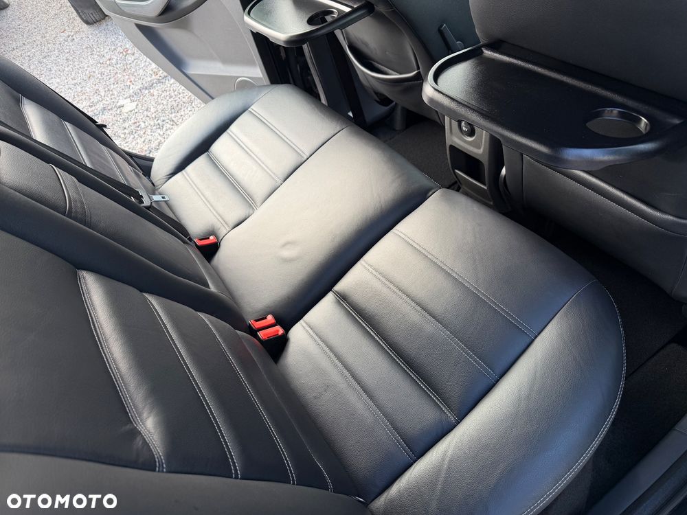 Ford Kuga 2.0 TDCi 4x4 Titanium - 19