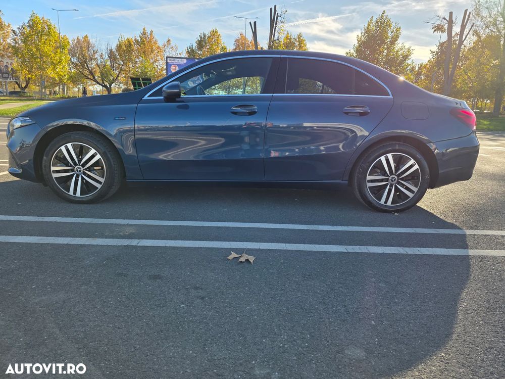 Mercedes-Benz A 250 e 8G-DCT - 6