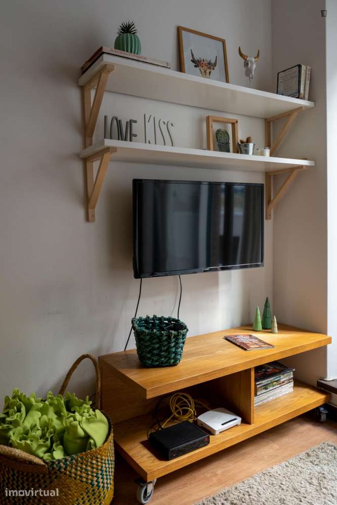Apartamento com 1 quartos - localizado em Miragaia Porto - Grande imagem: 3/9