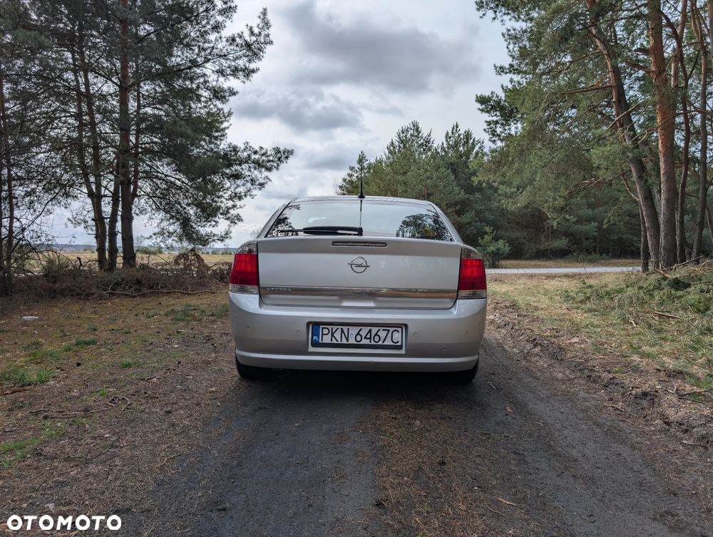 Opel Vectra 1.8 Essentia - 5
