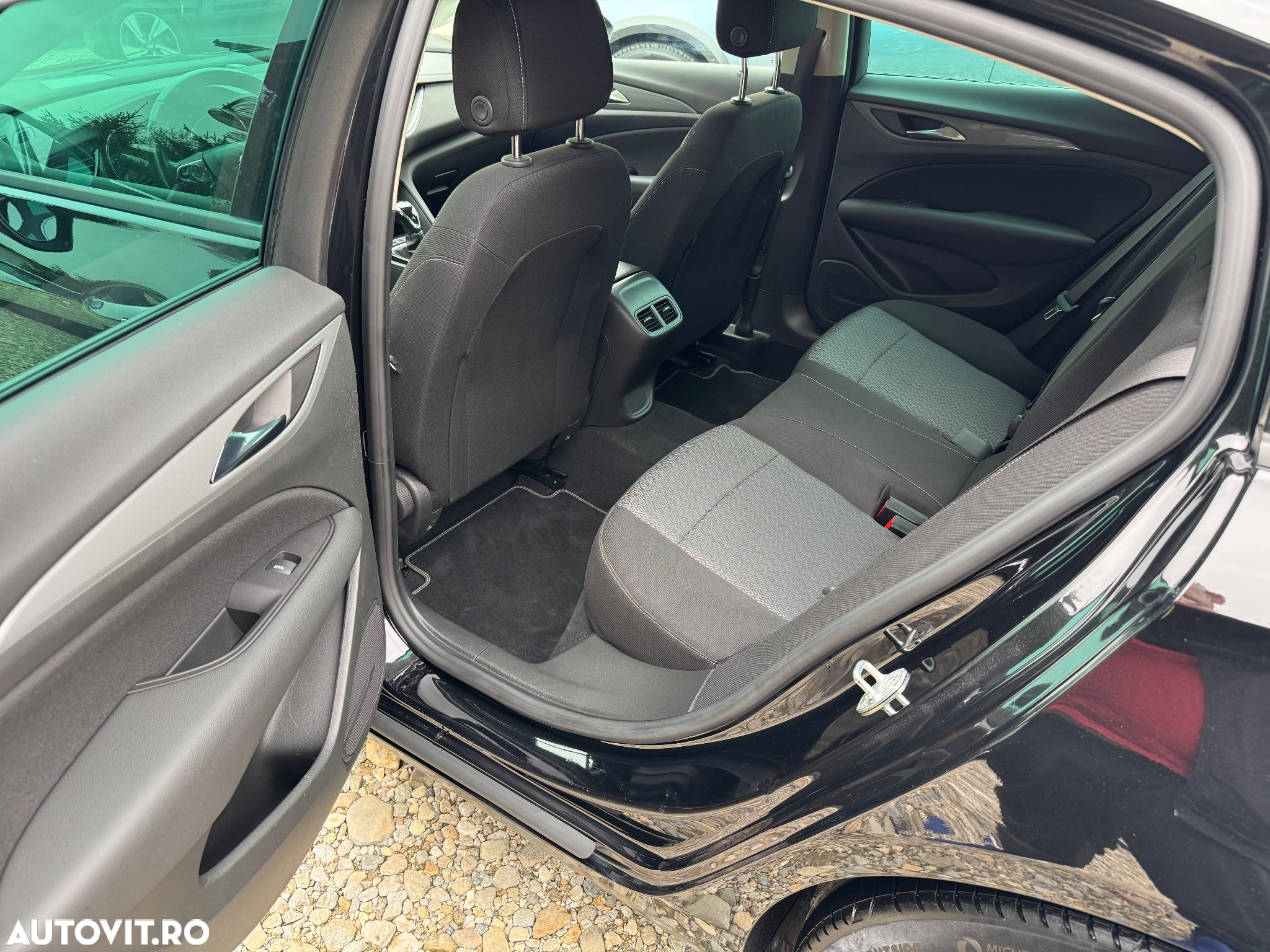 Opel Insignia Sports Tourer 1.6 ECOTEC Diesel Edition - 18