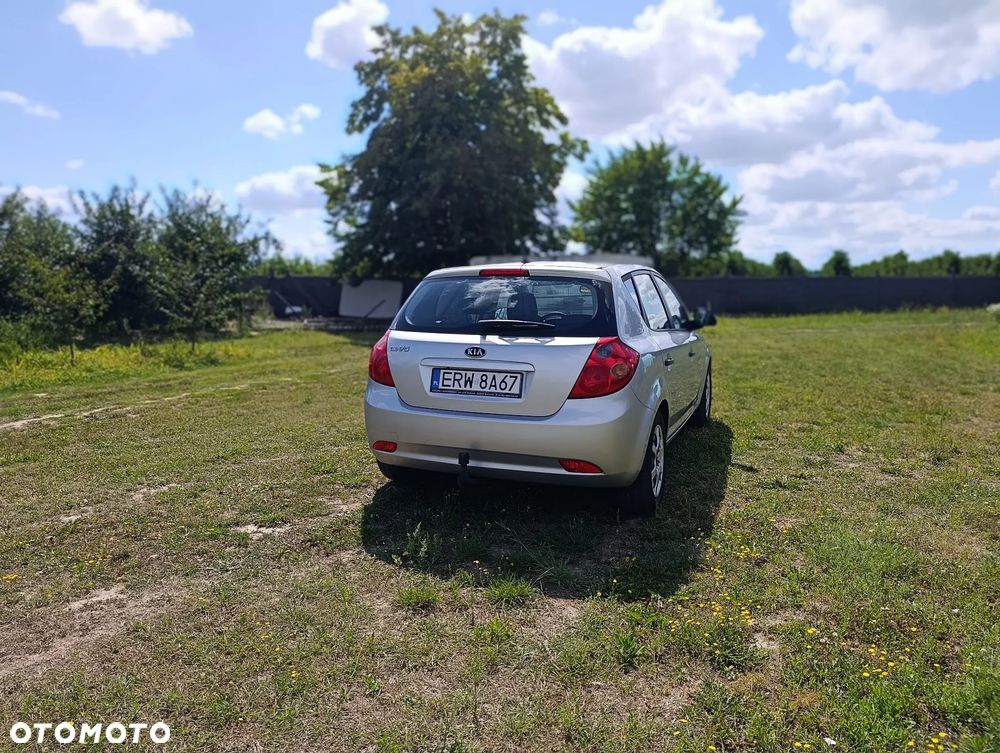 Kia Ceed 1.6 Comfort - 3