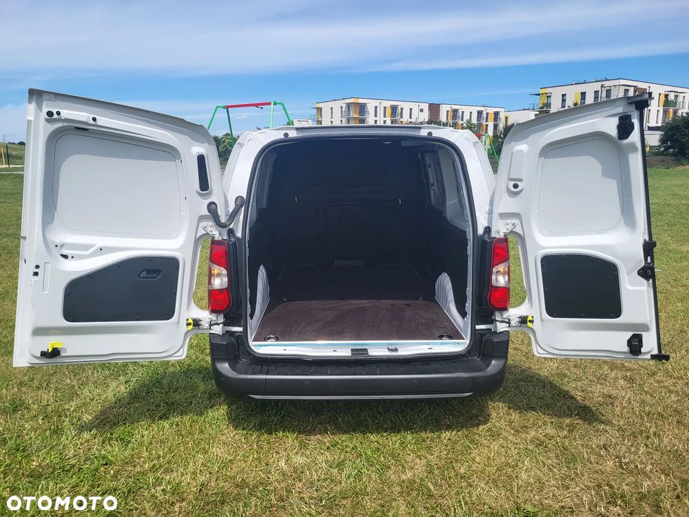 Opel COMBO - 4