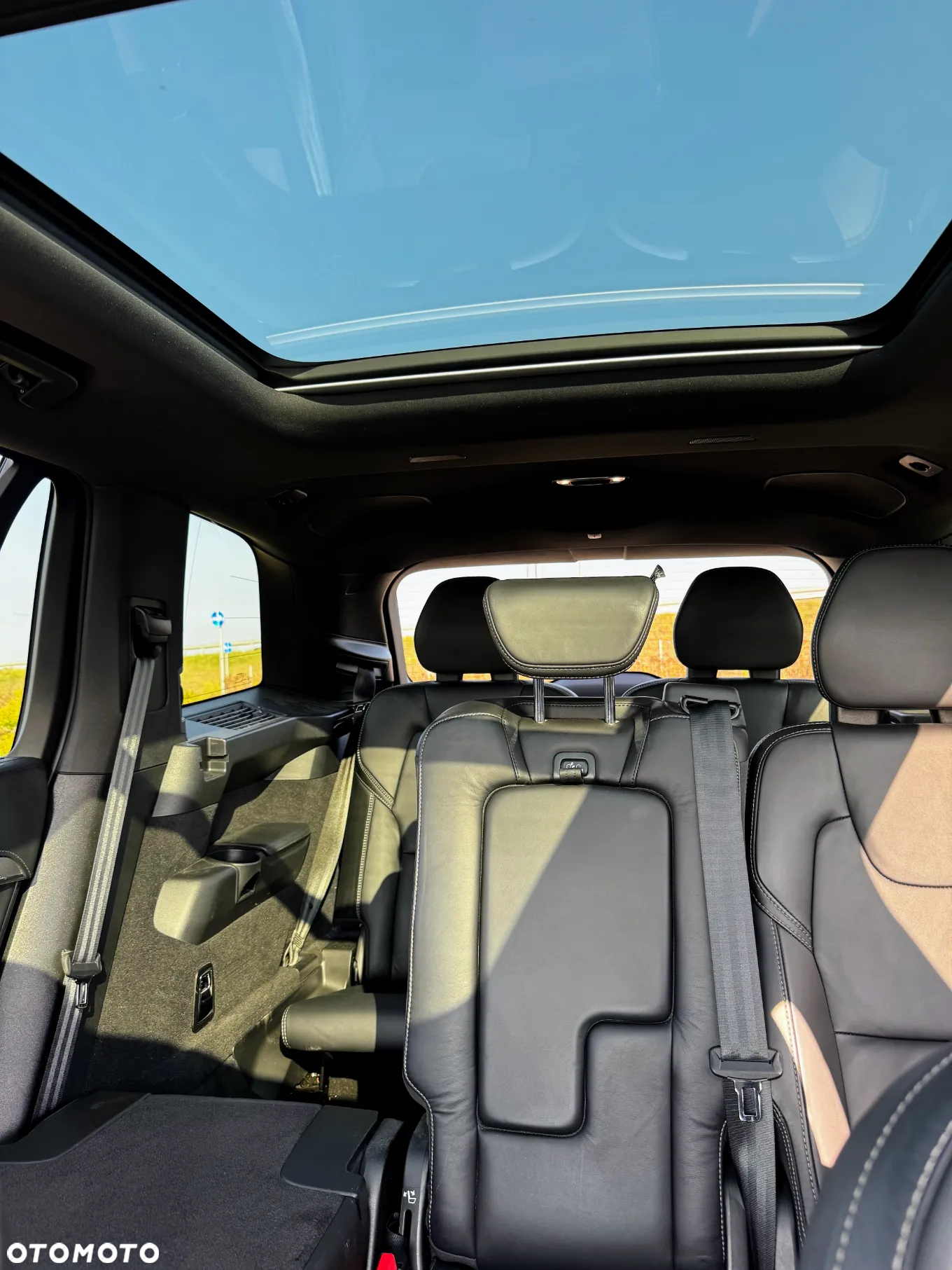 Volvo XC 90 T8 AWD Plug-In Hybrid R-Design 7os - 8