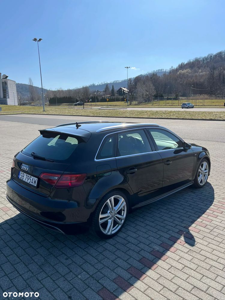 Audi A3 Sportback 2.0 TDI - 4