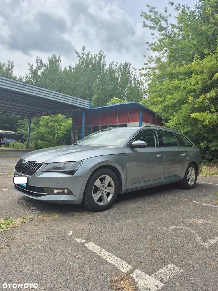 Skoda Superb 1.4 TSI ACT Ambition - 2