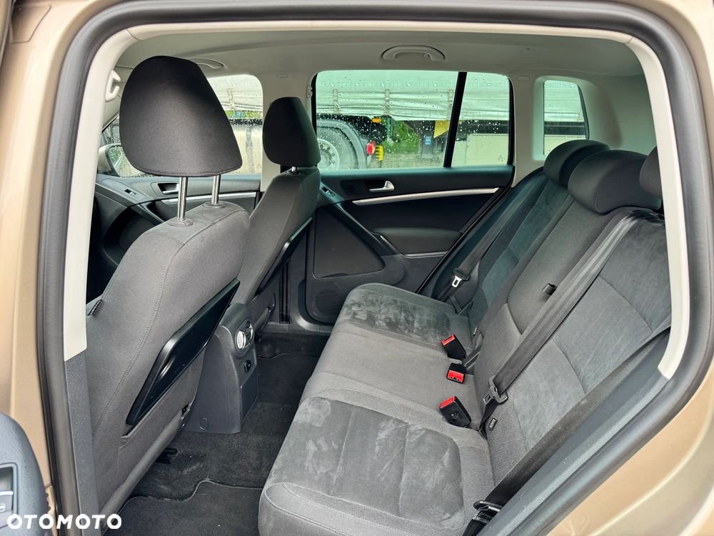 Volkswagen Tiguan - 22