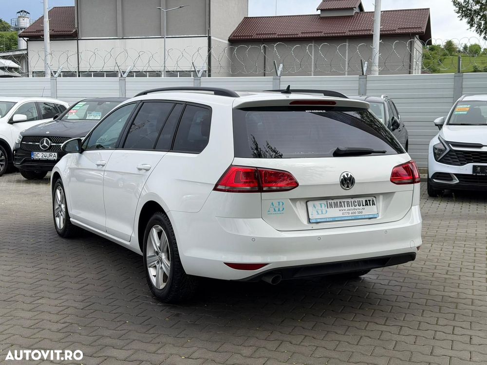 Volkswagen Golf - 4