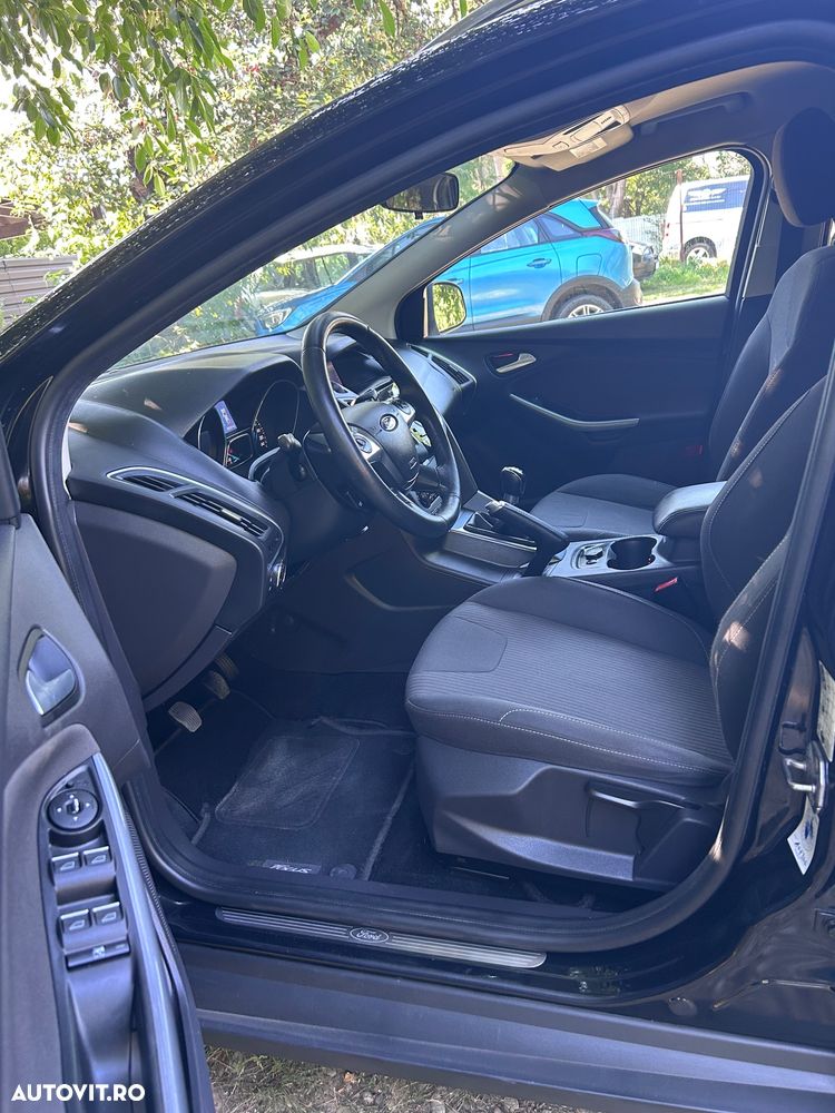 Ford Focus - 6