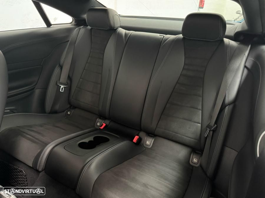 Mercedes-Benz E 220 d AMG Line - 55