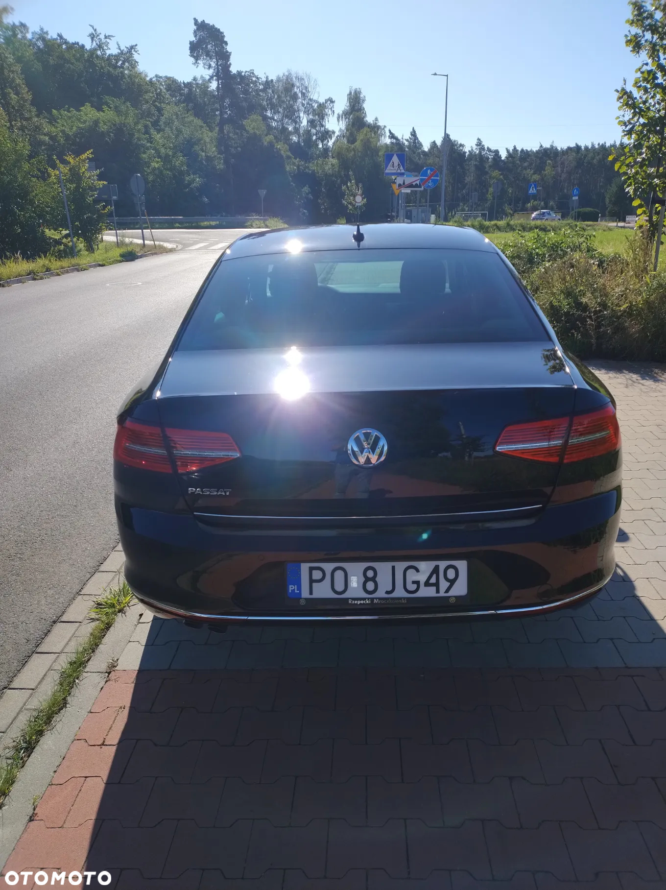 Volkswagen Passat - 13