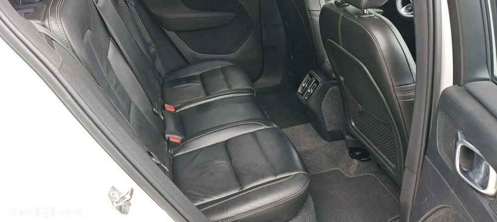 Volvo XC 40 - 8