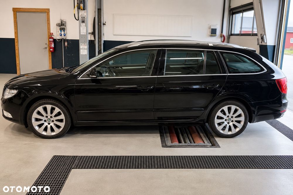 Skoda Superb 2.0 TDI Comfort DSG - 1