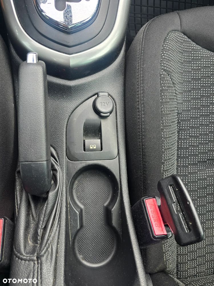 Peugeot 308 HDi FAP 165 Automatik Allure - 17
