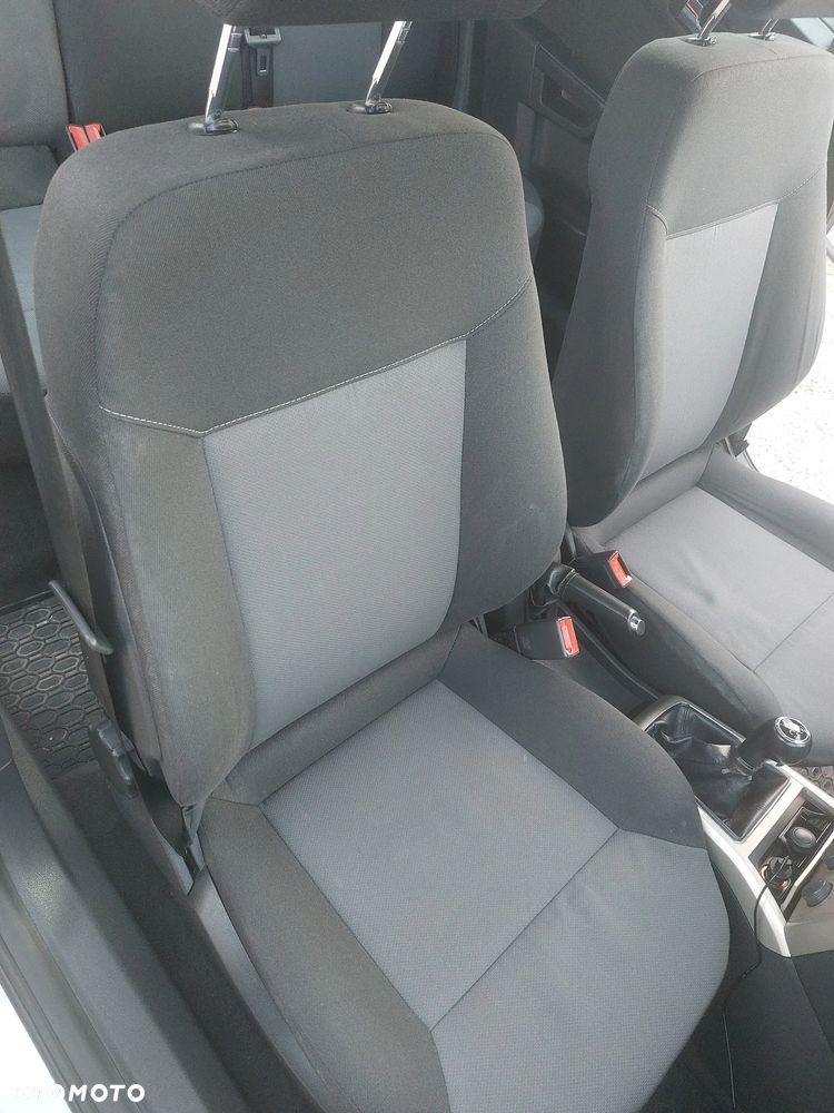 Opel Astra 1.6 Enjoy - 13