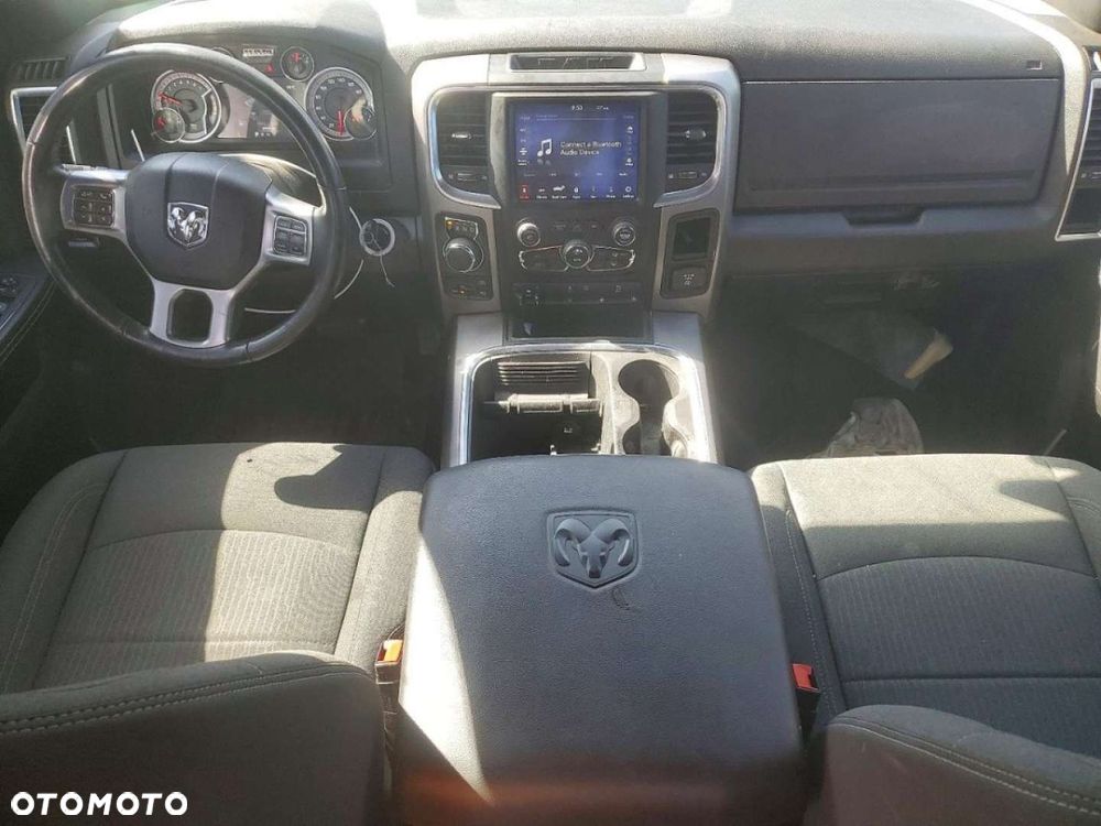 RAM 1500 - 9