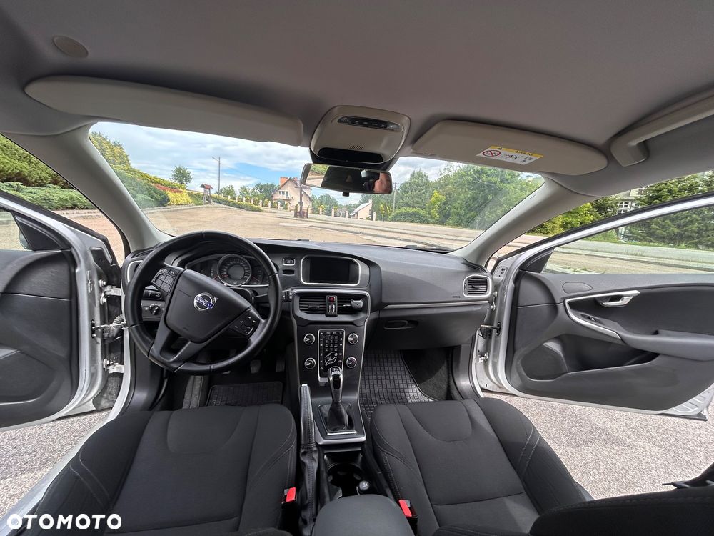 Volvo V40 D2 Drive-E Kinetic - 16