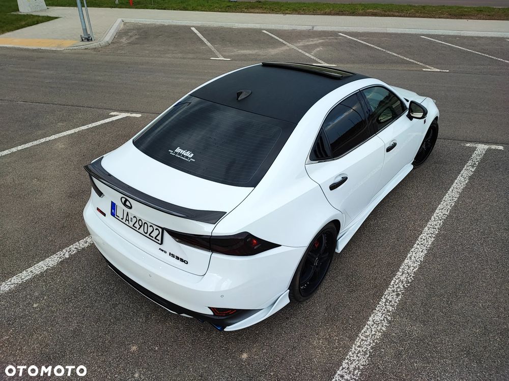 Lexus Is 2018 photo 4
