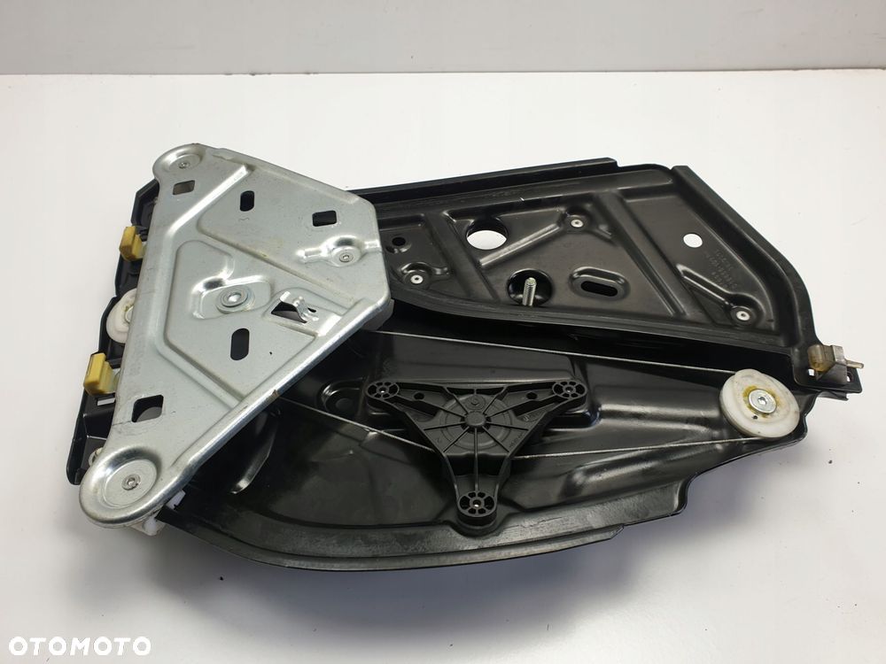 Mercedes A205 W205 PODNOŚNIK SZYBY prawy tył - 6