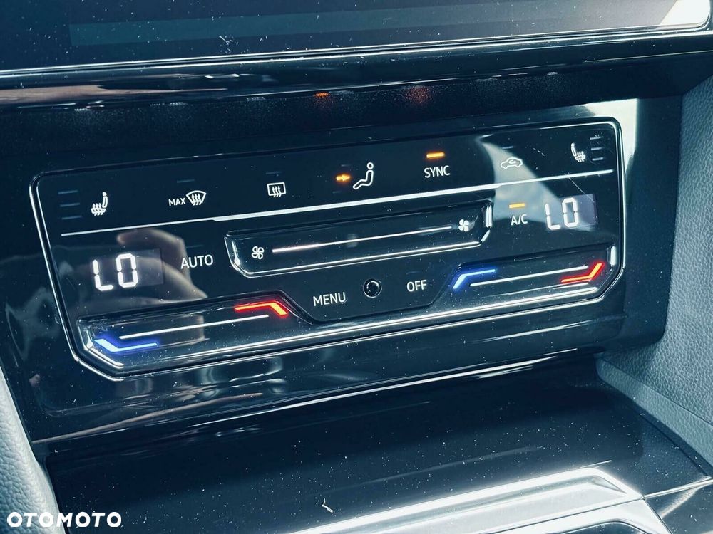 Volkswagen Arteon 2.0 TSI 4Motion R DSG - 37